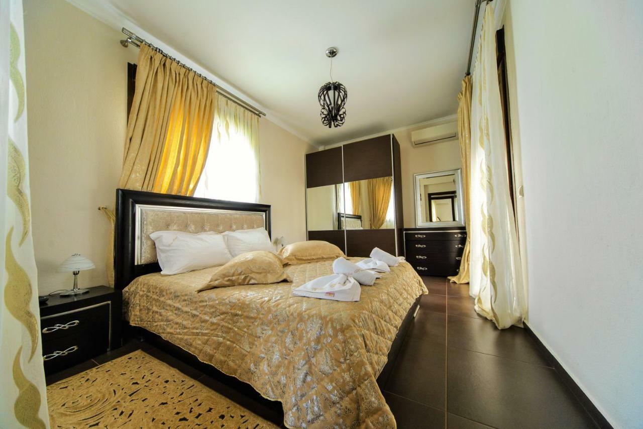 Villas Ханиоти Экстерьер фото